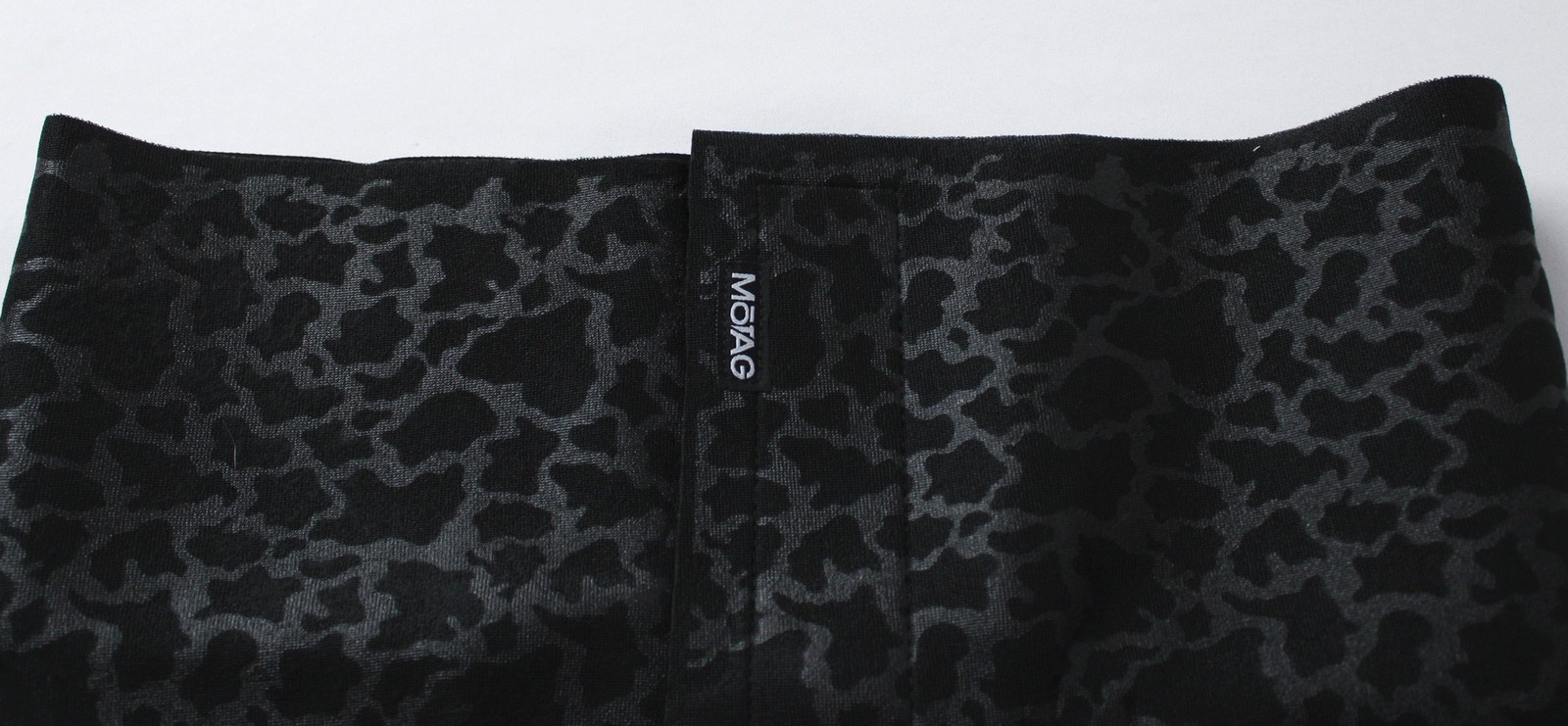 Motag Women's Lightweight 12" Patterned Waist Trimmer EH6 Camo Gray One Size