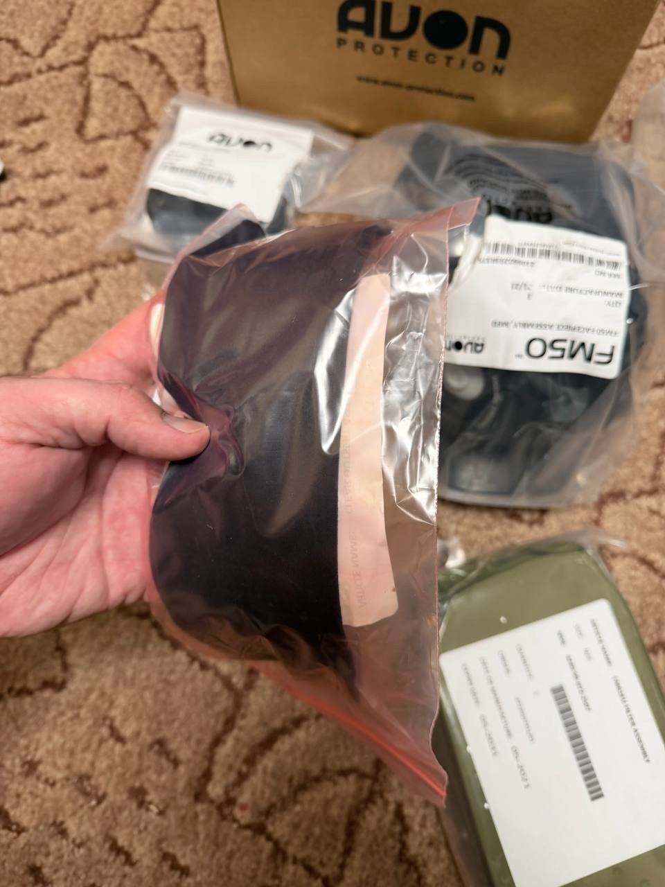 Avon FM50 Gas Mask Respirator Full Face NBC CBRN New Sealed Size L Kit