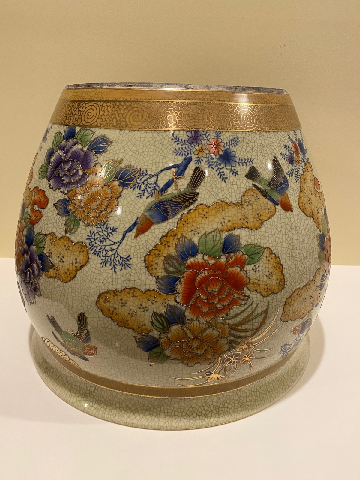 Chinese Planter Fine Porcelain Crackle Glazed Hand-Painted - Near Mint