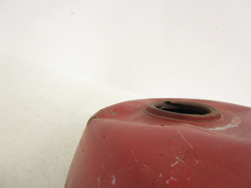 83 Honda ATC 185 Gas Fuel Tank 175A1-958-010ZA 1983
