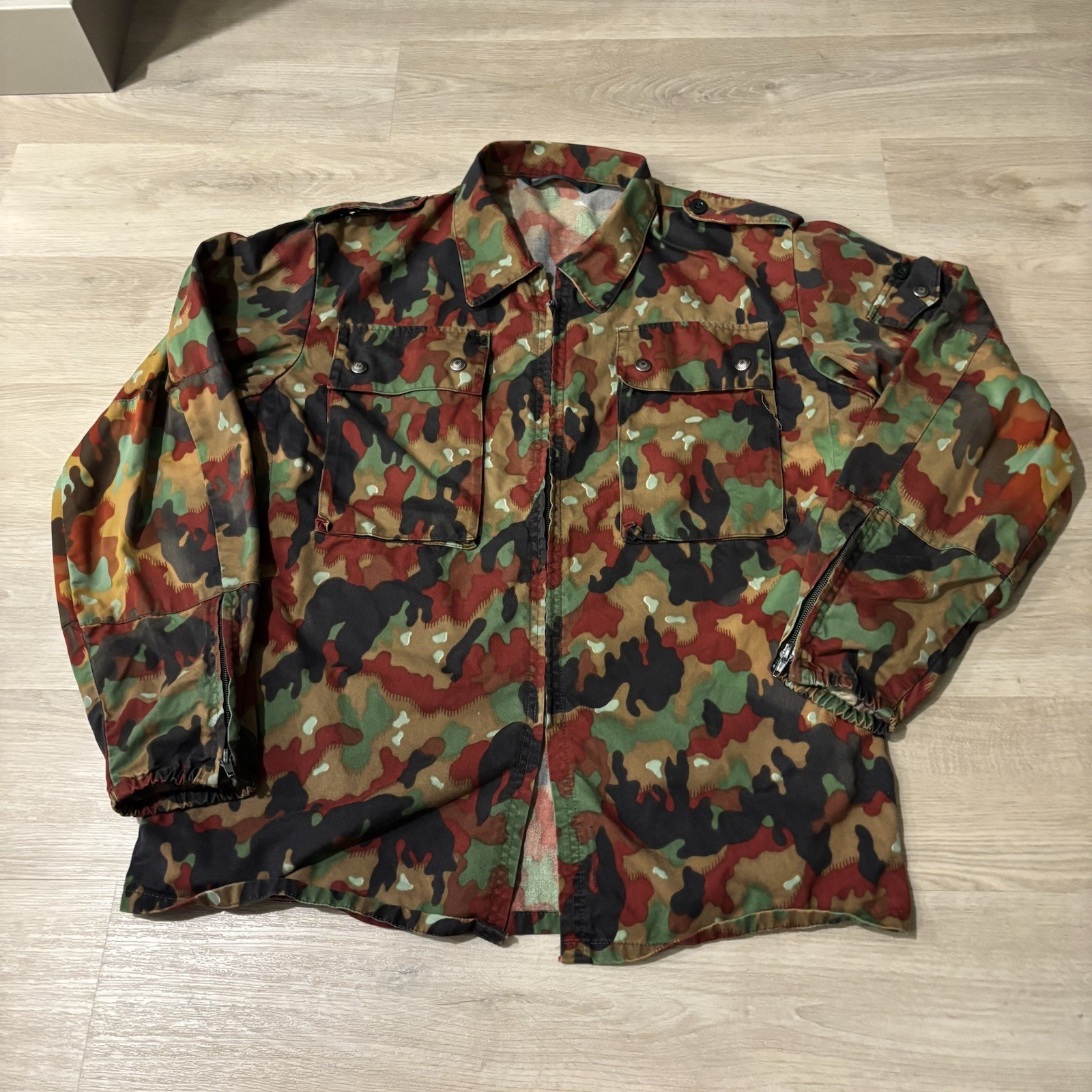 Vintage Swiss Alpenflage Field Coat Shirt Men's Large/XL Military Full Zip Hess