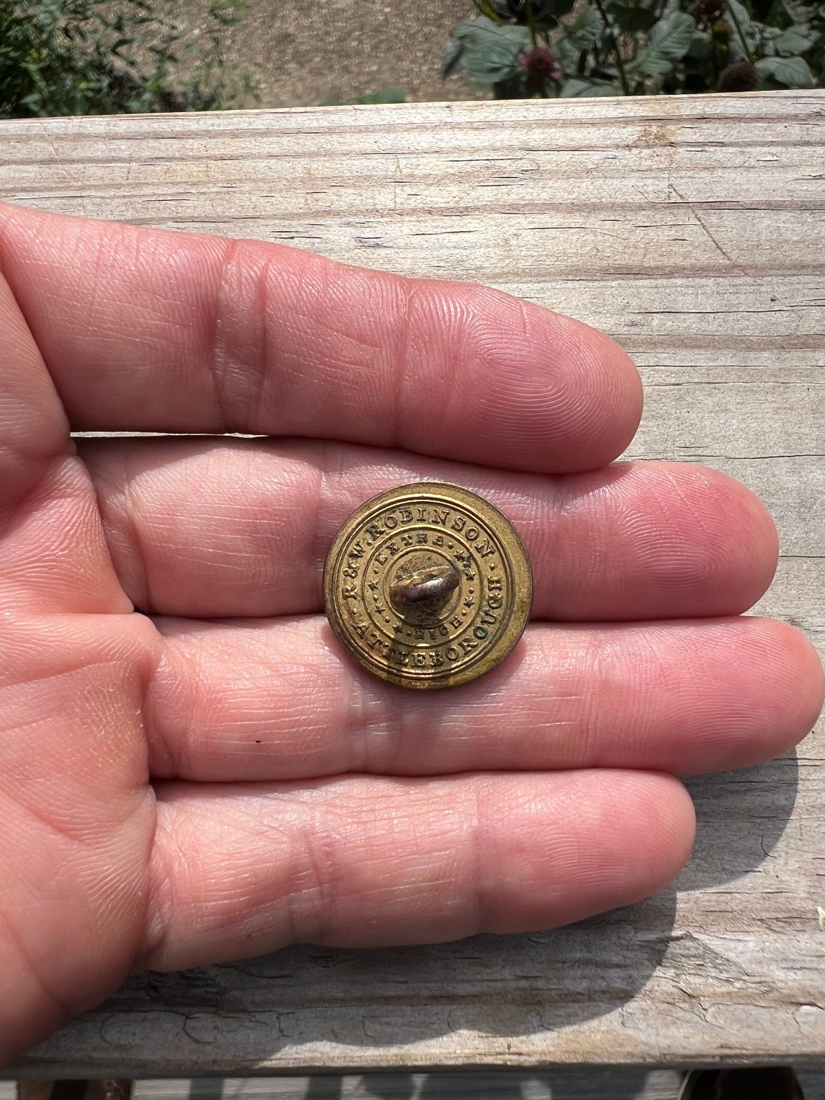 1-Piece Maine Volunteer Militia 5-Point Star Pre Civil War Coat Button