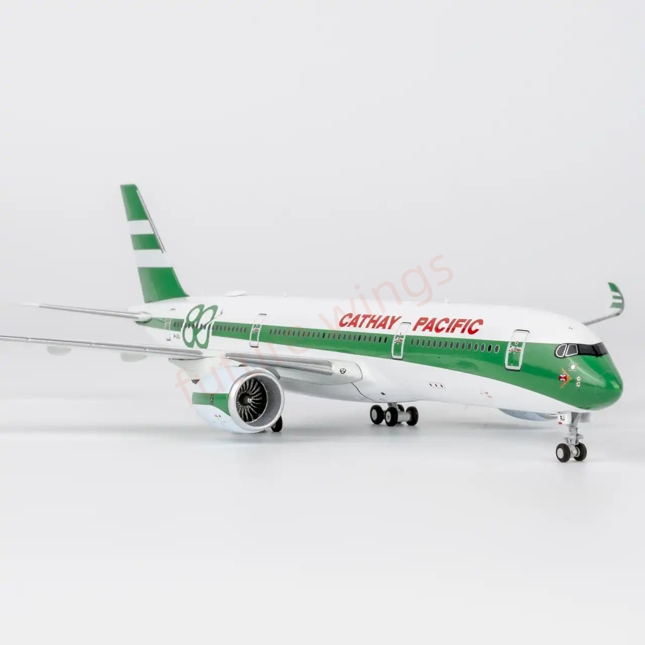 1:400 NG Models NG39129 Cathay Pacific A350-900 B-LRJ "80Years"+Free Tractor
