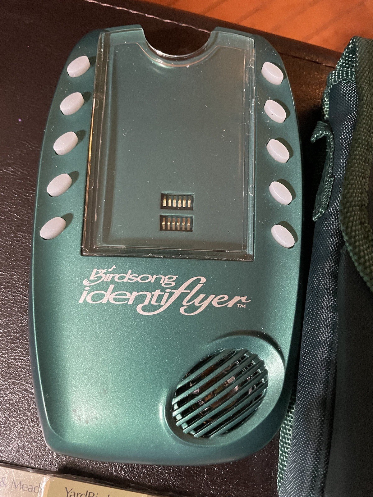 Handheld Electronic Birdsong Identiflyer,Carrying Case, 14 Song Cards,Earbud