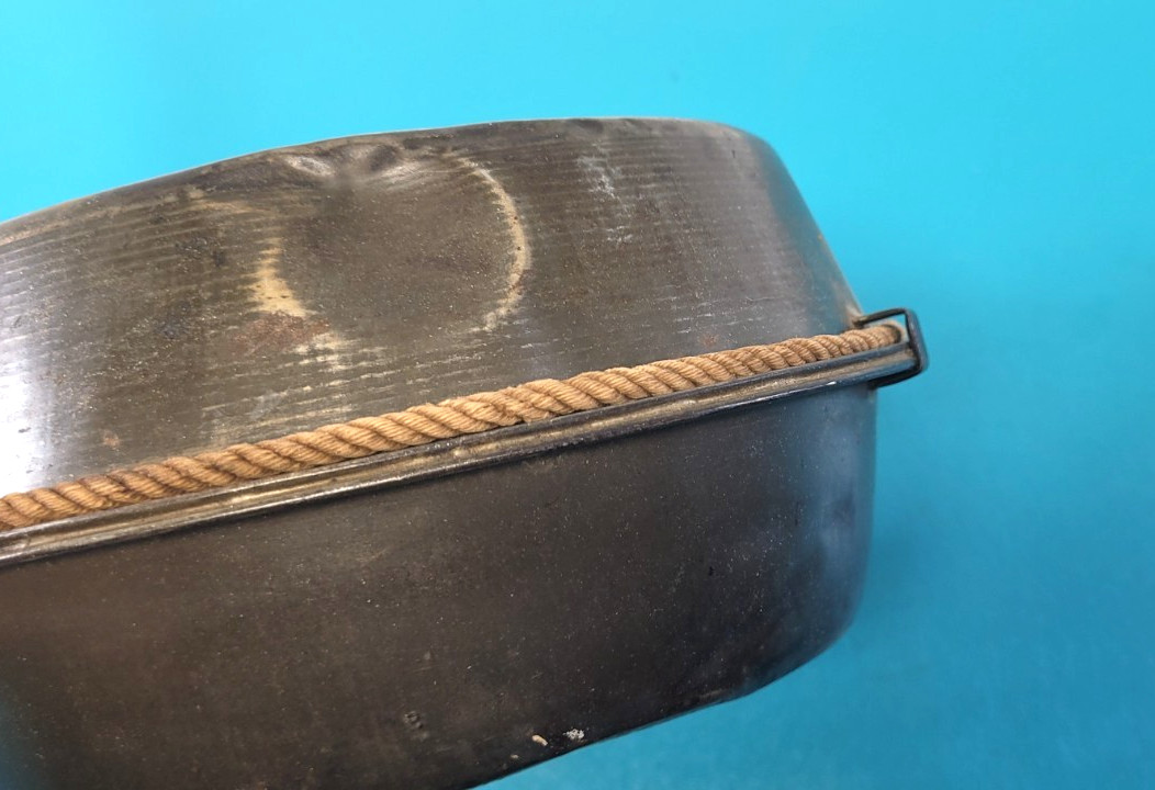 Antique Military Drum Steel Canteen Twist off Cap TR492