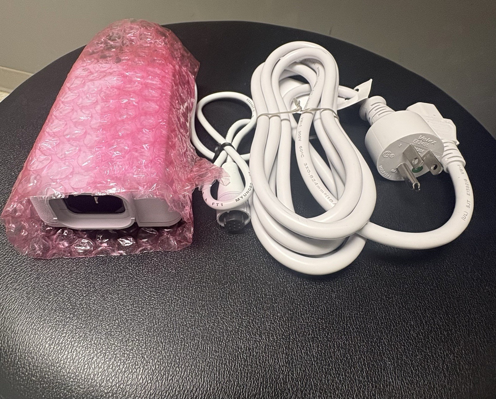 New Hillrom/Welch Allyn Connex Spot Monitor & THERMOMETER - NIBP