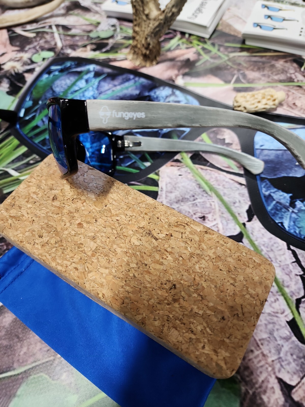 Fungeyes Mushroom & Shed Hunting Glasses (Gray)