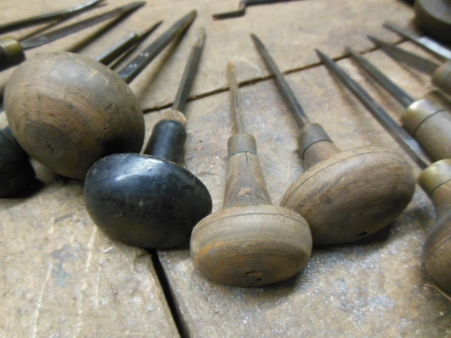 Vautier Hewes vintage engraving tool lot used chisel craft tools