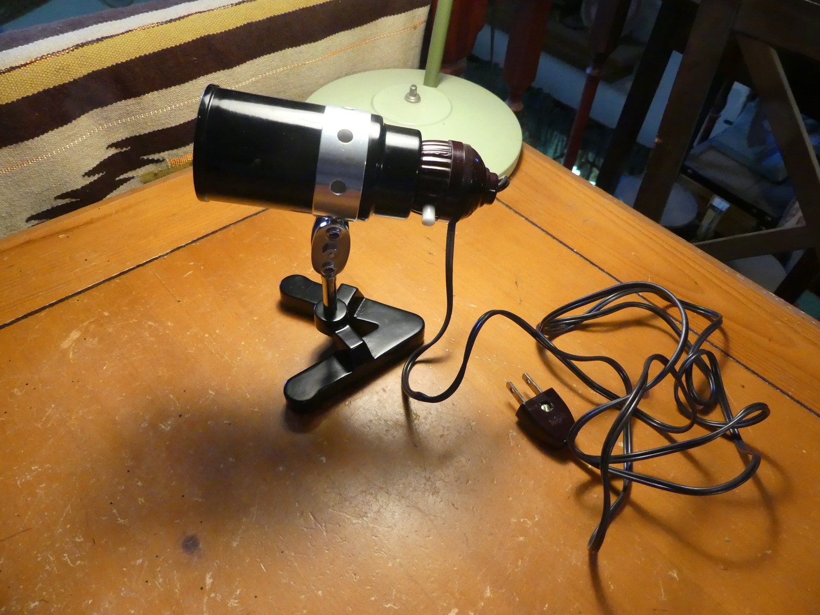 Vintage Sans & Streiffe Microscope Illuminator Light – Japan Bakelite Lamp Stand