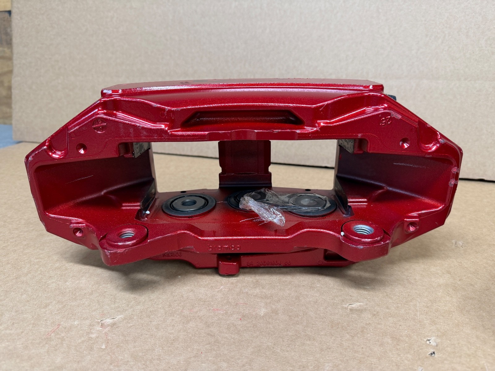 OEM Cadillac Escalade Tahoe V Brembo FRONT CALIPER SET 2021-2024 86555782