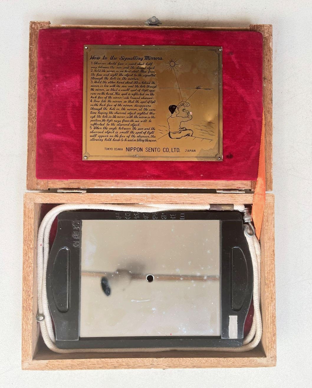 DAYLIGHT SIGNALLING MIRROR TYPE 1 NIPPON SENTO CO. 1961