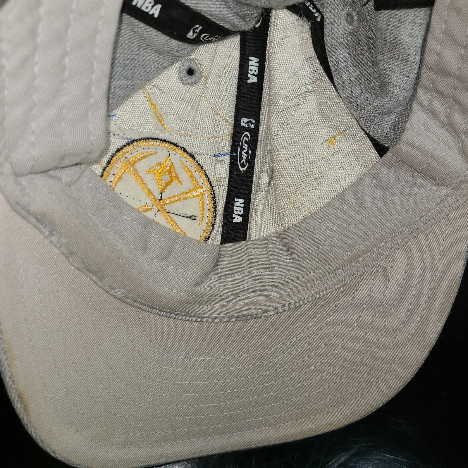 Denver Nuggets NBA Vintage Logo Cap Hat Altitude Authentics Sz 7 Fitted Gray