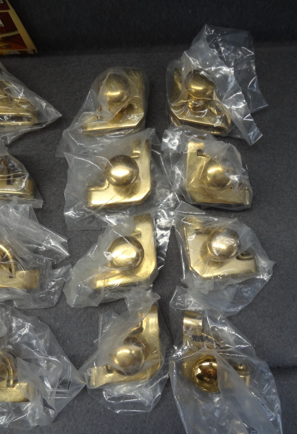 LOT (26) Carpet Rod Corner Brass Knob Bracket 13-PAIR VTG Stair Runner Rug 90s