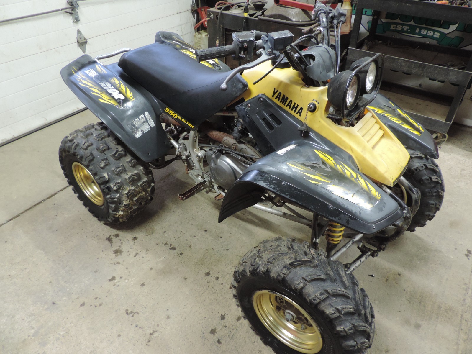 1999 Yamaha Warrior 350 YFM350X Starter Idler Gear Shaft