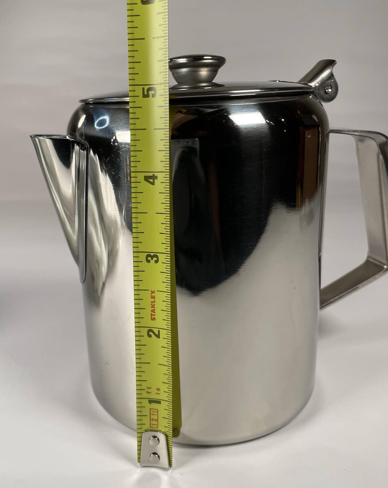 Winco W632 32 Oz Beverage Server Short Spout Hinged Top Stainless Steel QUALITY!