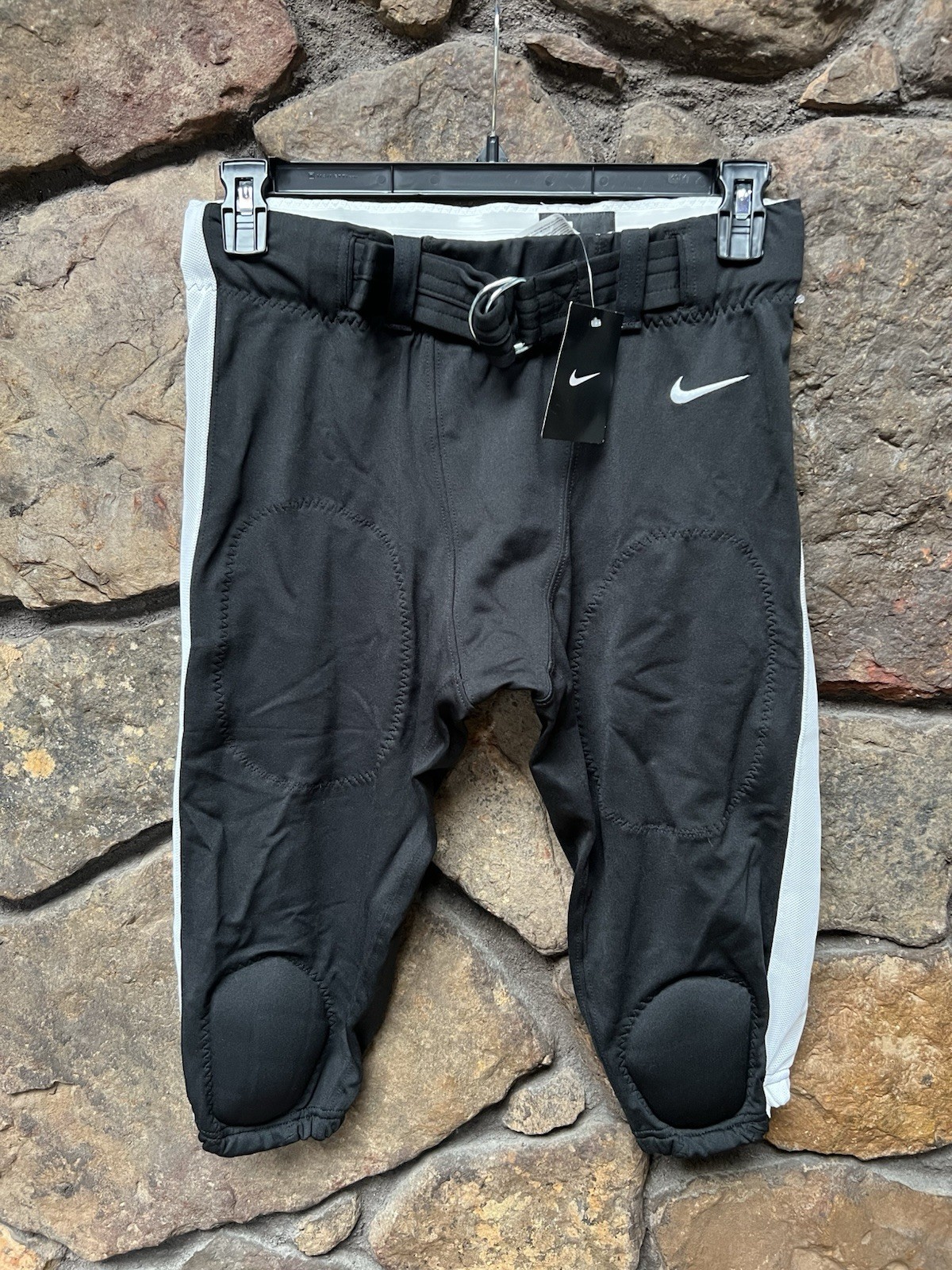 Nike Football Training  Padded Pants Mans SZ L Black NWT$85 STYLE 789925