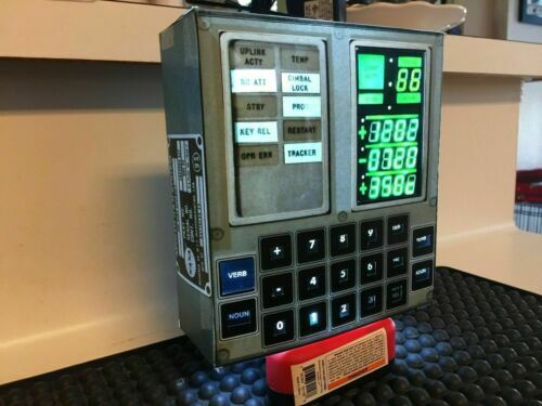 APOLLO 11 Star CM Cockpit panel Trek Guidance Computer Card model space prop YES