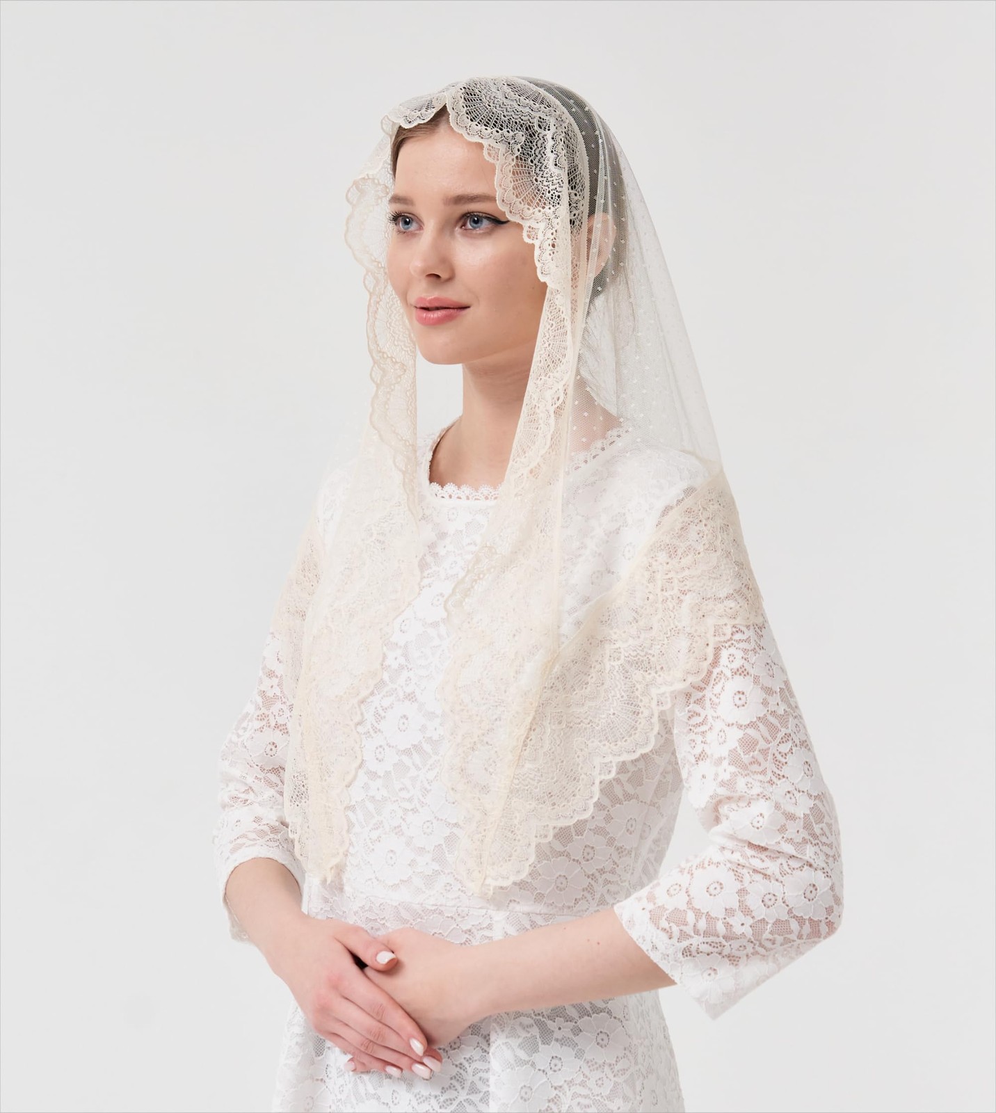 Leimandy Trinagle Chapel Veil for Catholic Mass - Lace One Size, Beige