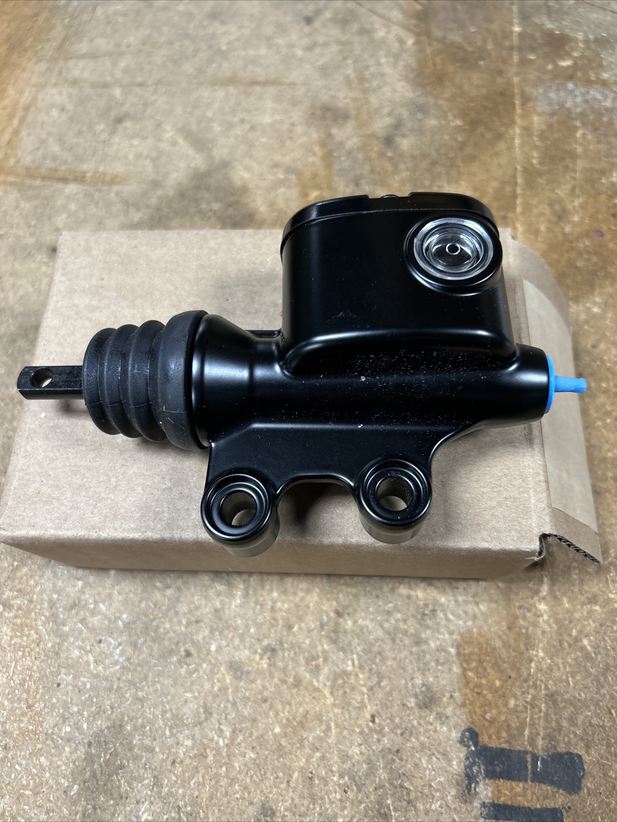 HARLEY NEW OEM  Touring Electra Road King Rear Brake Master Cylinder 19-26