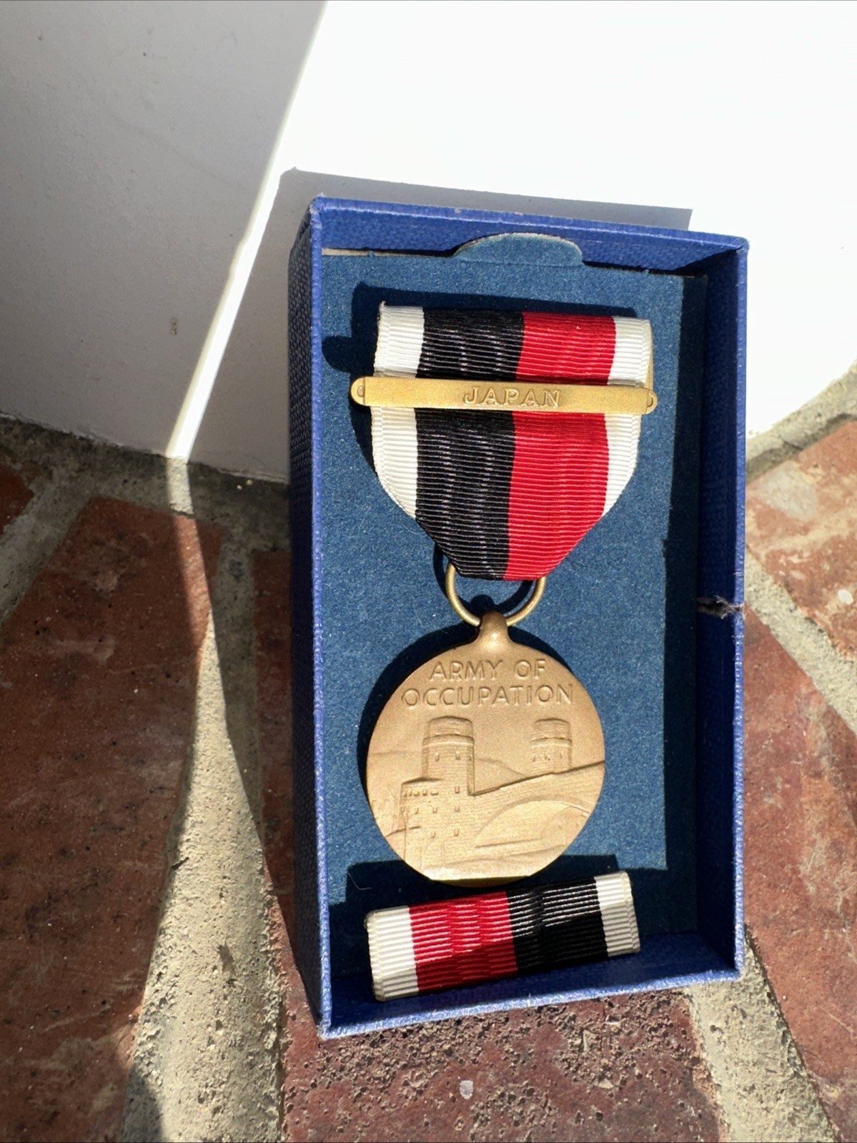 WWII US The ARMY Occupation Of JAPAN Medal with JAPAN bar, 1945 World War 2 BOX