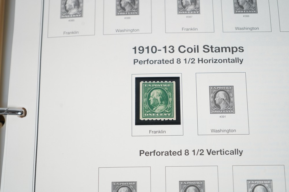 US 1890s-1980s COLLECTION OF 650+ STAMPS MINT & USED STORED IN MYSTIC ALBUM