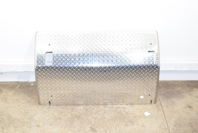 Freightliner Cascadia Battery Box Cover A06-75749-030 (683-10190)