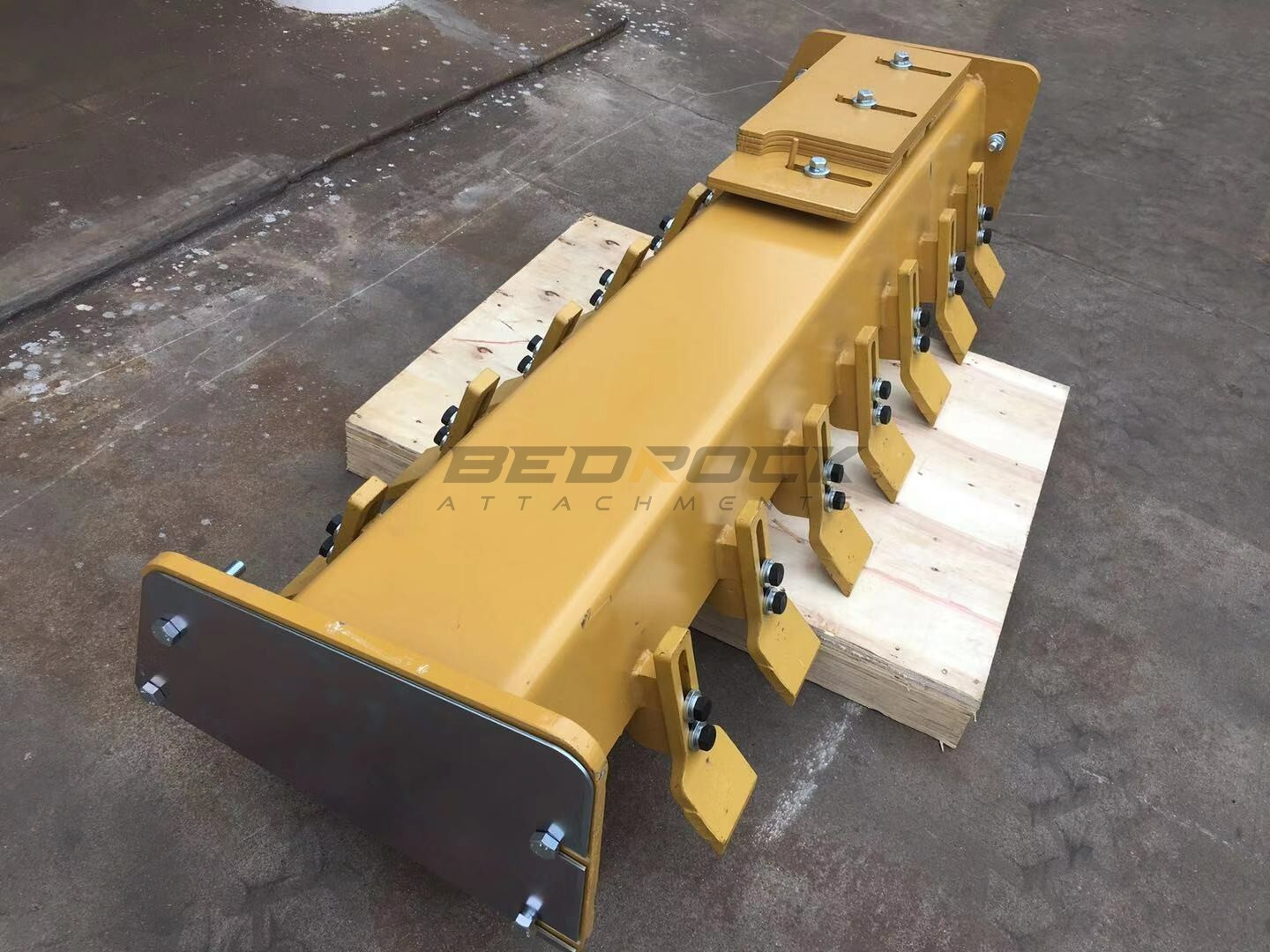 PAD FOOT SHELL BUMPER FITS CAT CS64/CS74 ROLLER