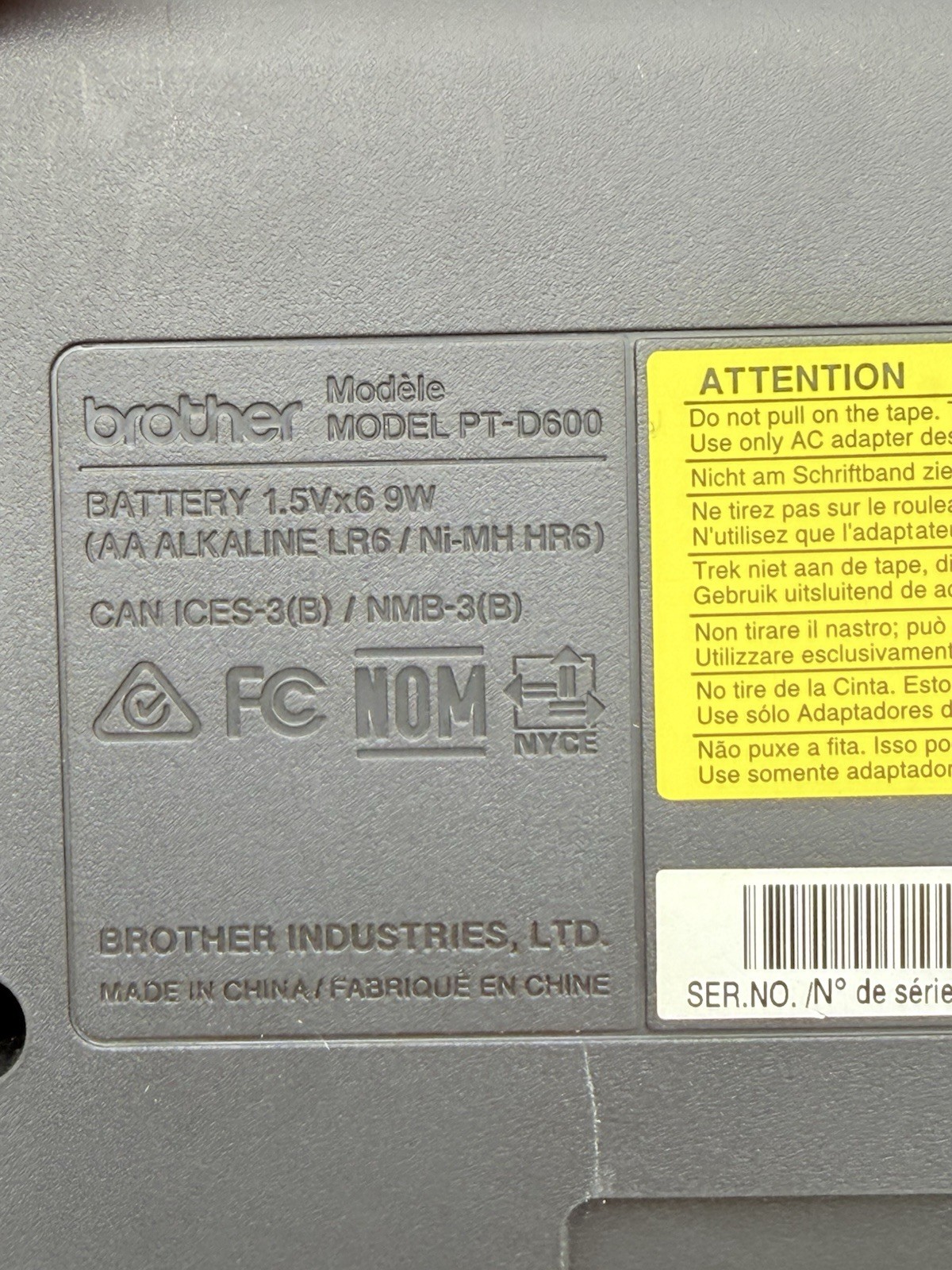 Brother PT-D600 Label Maker With Color Display No Power Cord & Battery Cover👀