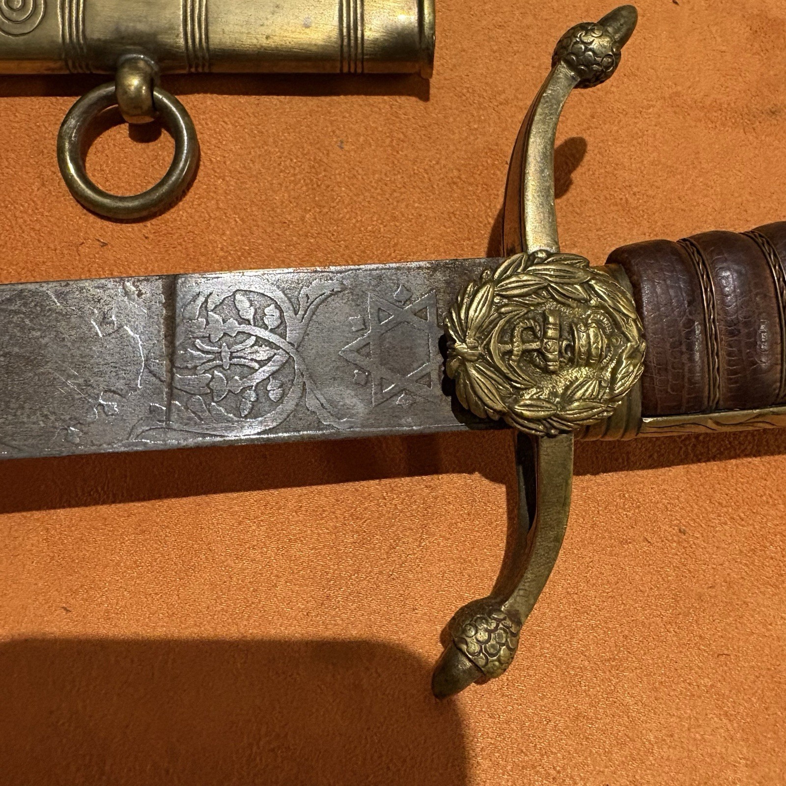 WW1 British Naval Lion Head Engraving Sword