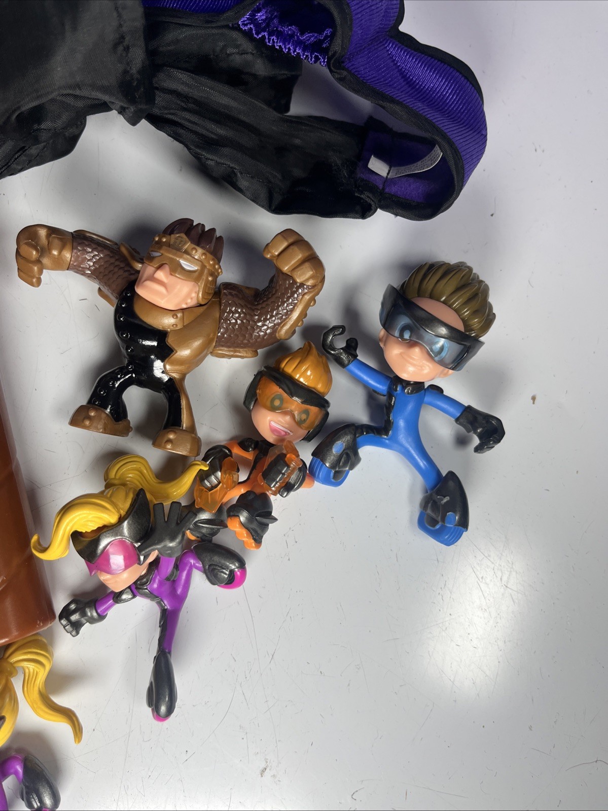 Ninja Kidz Lot Giant Mystery Ball Toy Purple/Red Case Figures Costume Mask Belt