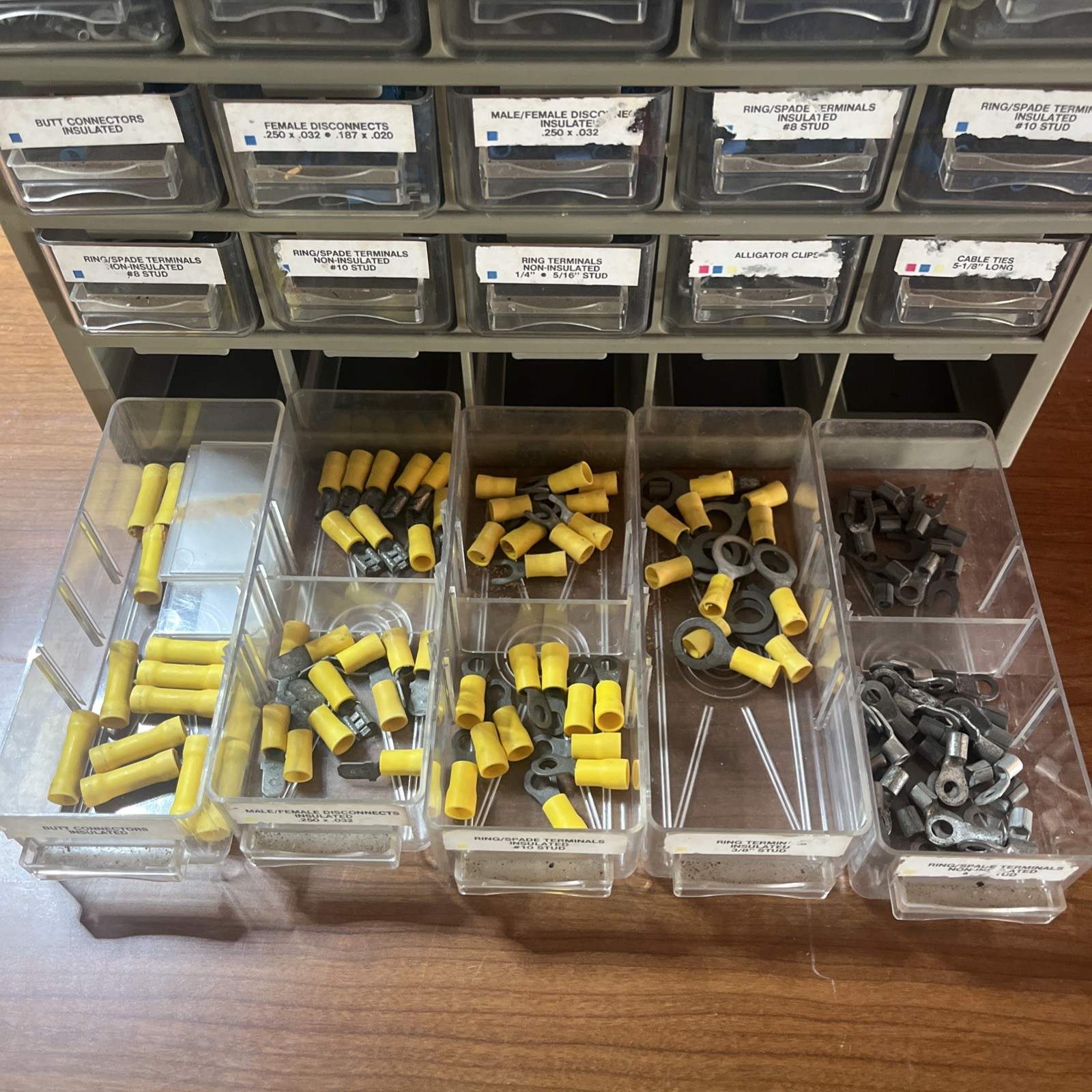 Vintage 1978 D.R.I. Industries Eden Prairie MN Electronics Parts Bin Lot Orignal