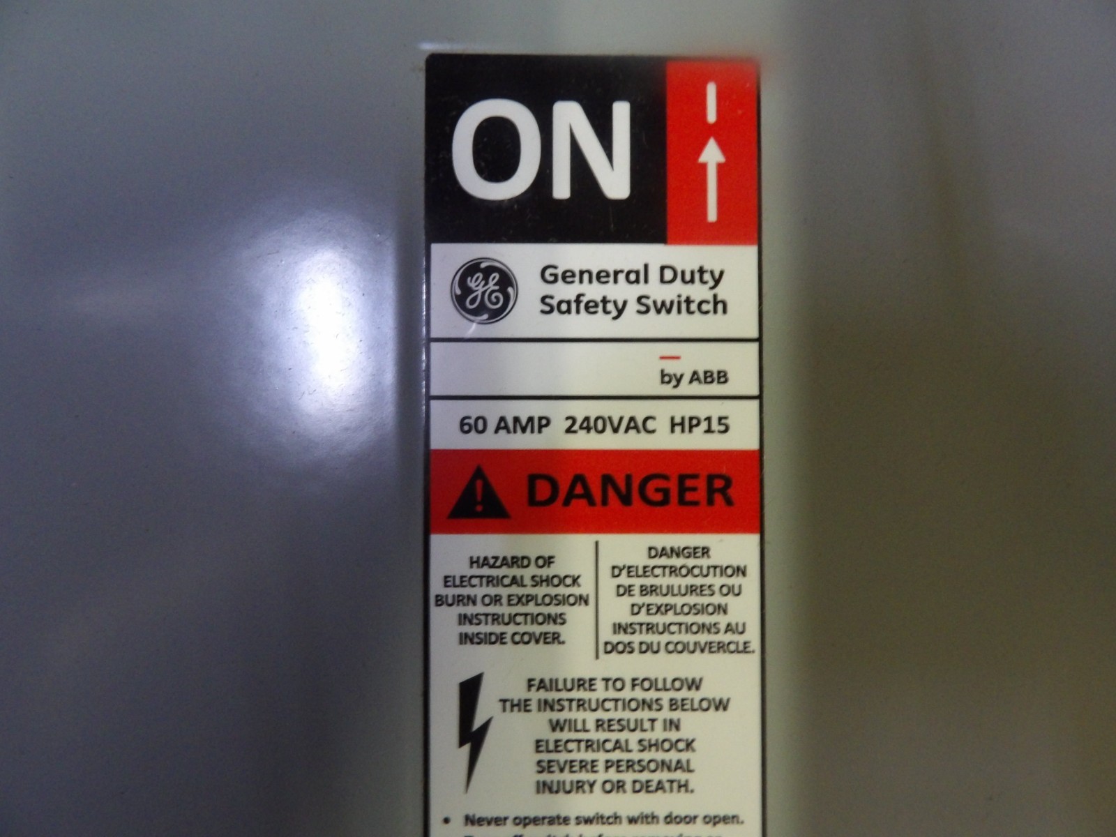 GE 60 amp disconnect safety switch TG3222R * New in box ** FREE SHIPPING !!! ***