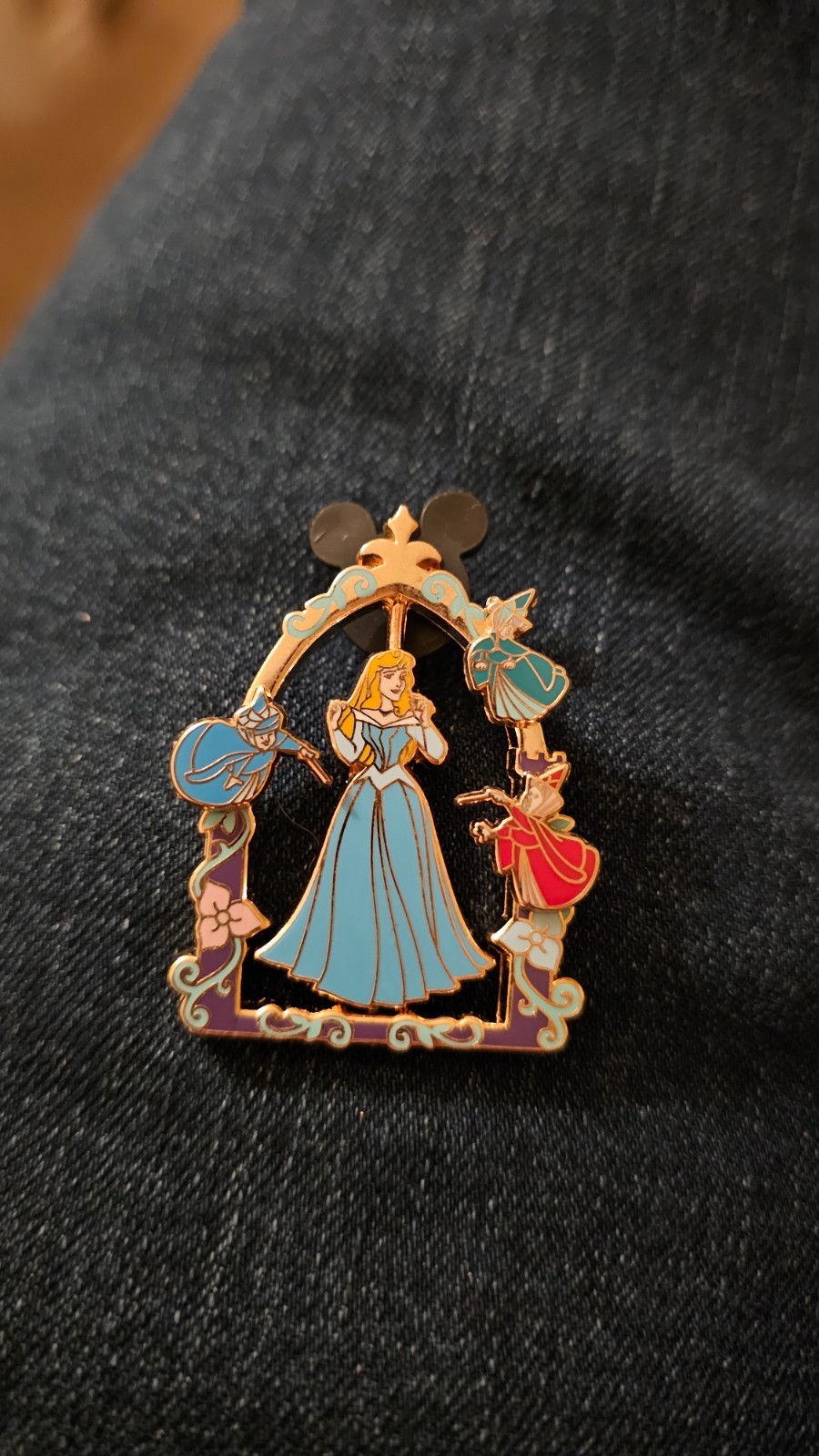 Disney Sleeping Beauty Aurora Double Sided Pin Pink or Blue 2006 Rare