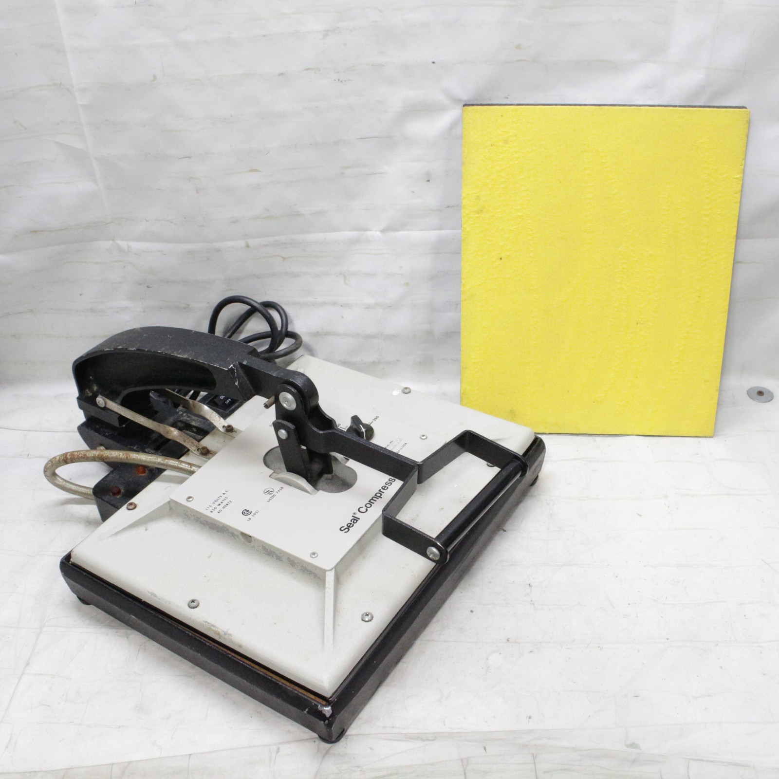 Seal Products - Seal Compress 110S Dry Mounting Laminating Press 15" x 12"