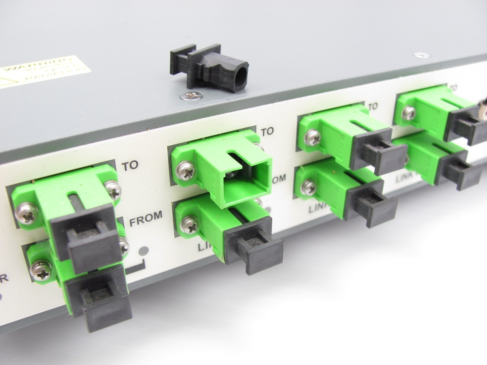 CORNING - WB-B8U - 8-PORT BASE UNIT MOBILE ACCESS - 8 x SC/APC optical - 1RF
