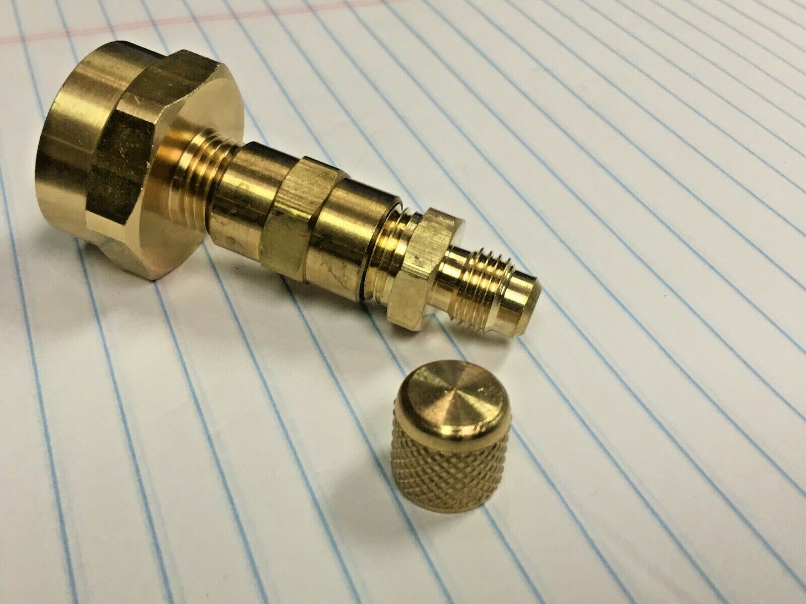 R600, CGA600, Top-Mount, Screw-On, Can Taper for the 14 oz. Frosty-Freeze Cans