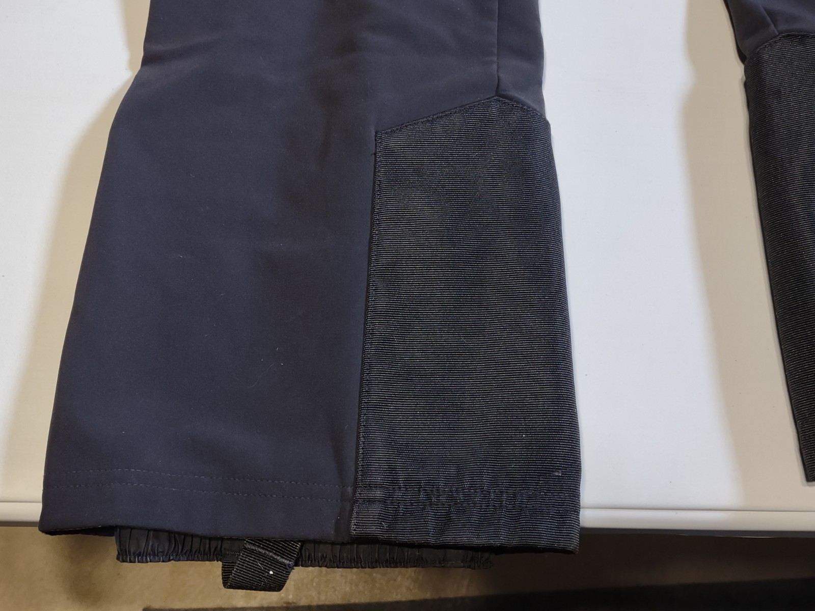 SPYDER - Winner Athletic Softshell Snow Pants - Black - Size 8