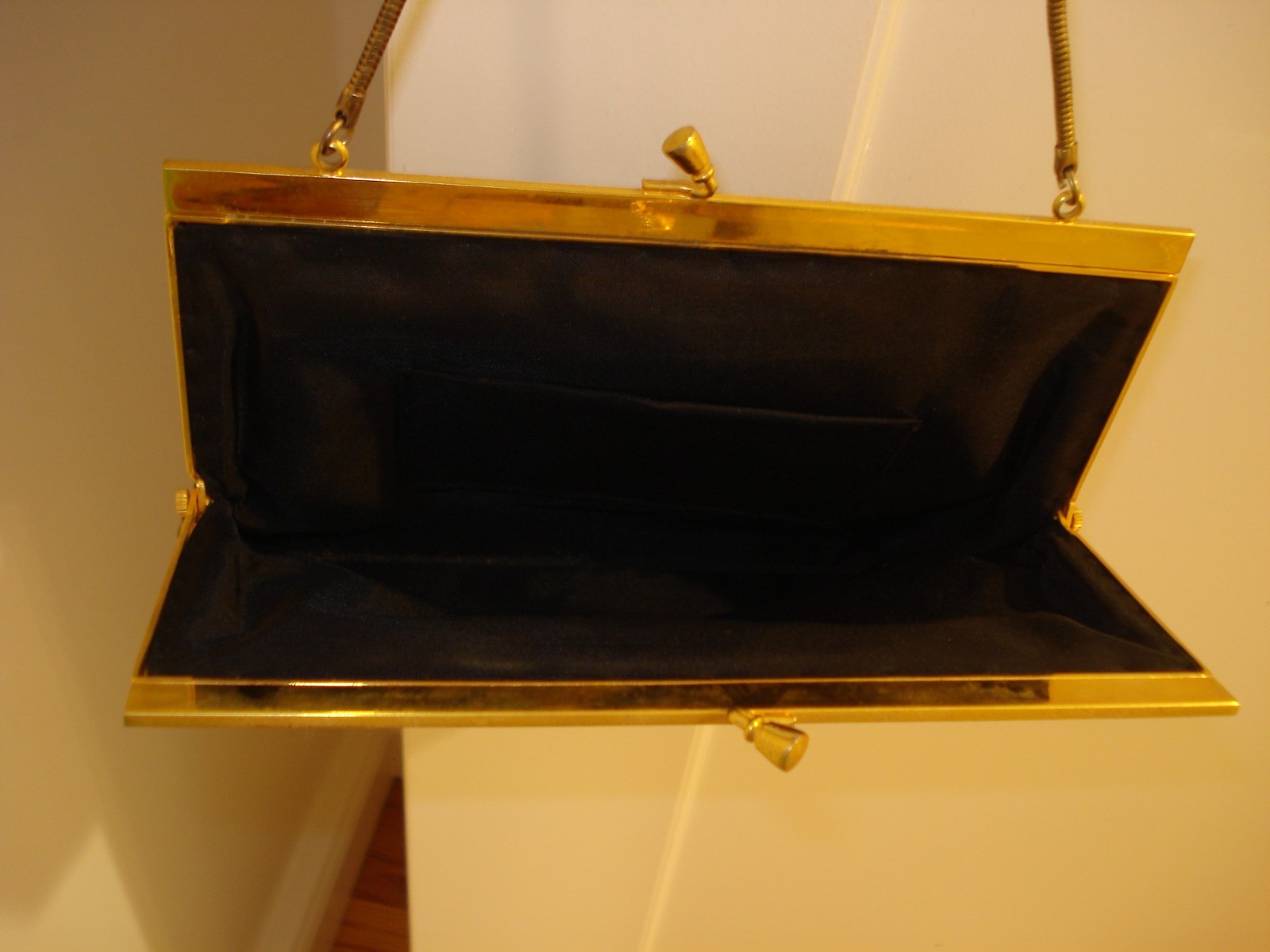 VINTAGE PETIT POINT FLORAL TAPESTRY GOLD METAL MOTHER OF PEARL TRIMMED FRAME