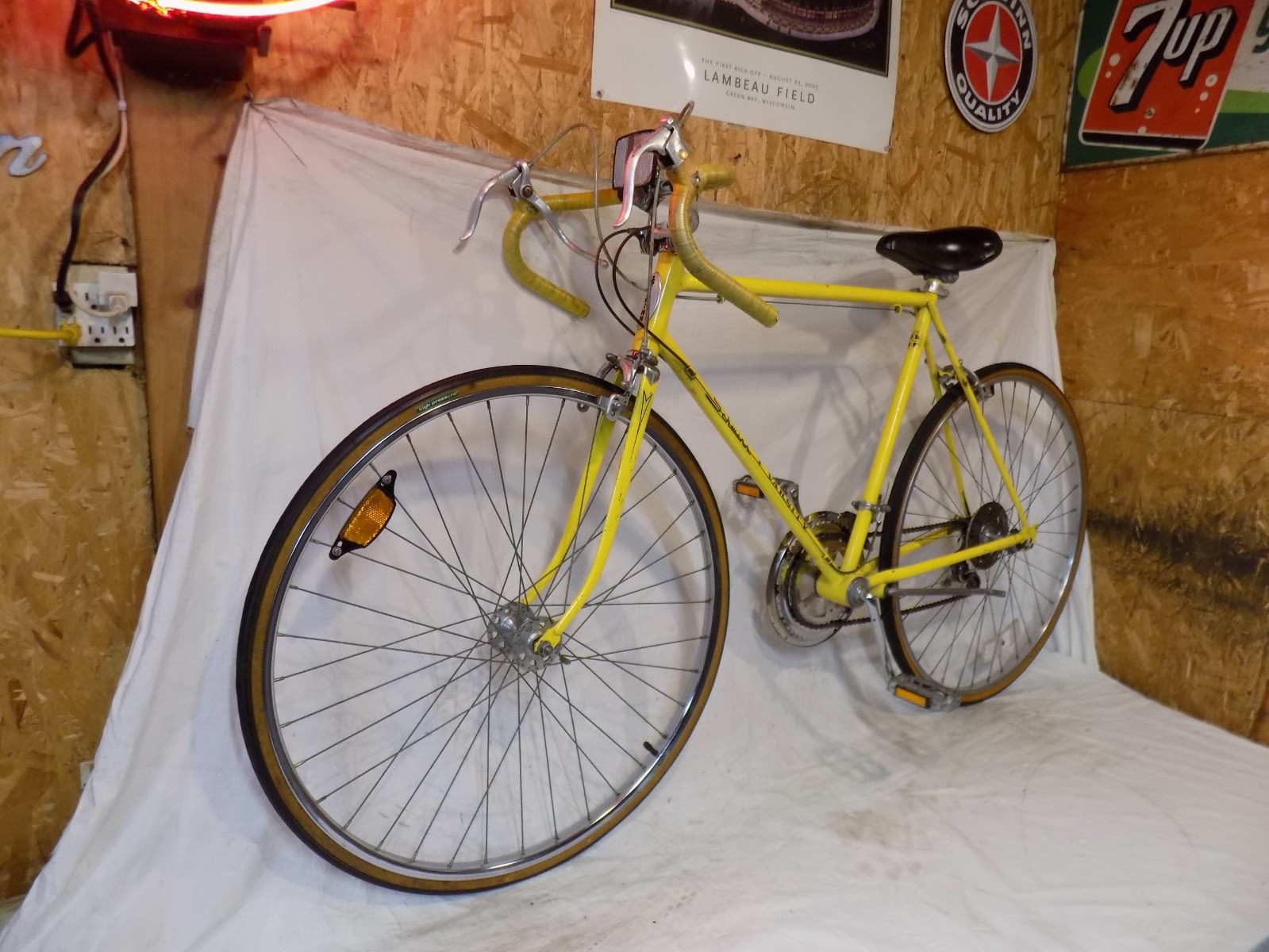 1975 SCHWINN VARSITY MENS 10-SPEED ROAD BIKE VINTAGE CONTINENTAL KOOL LEMON 27