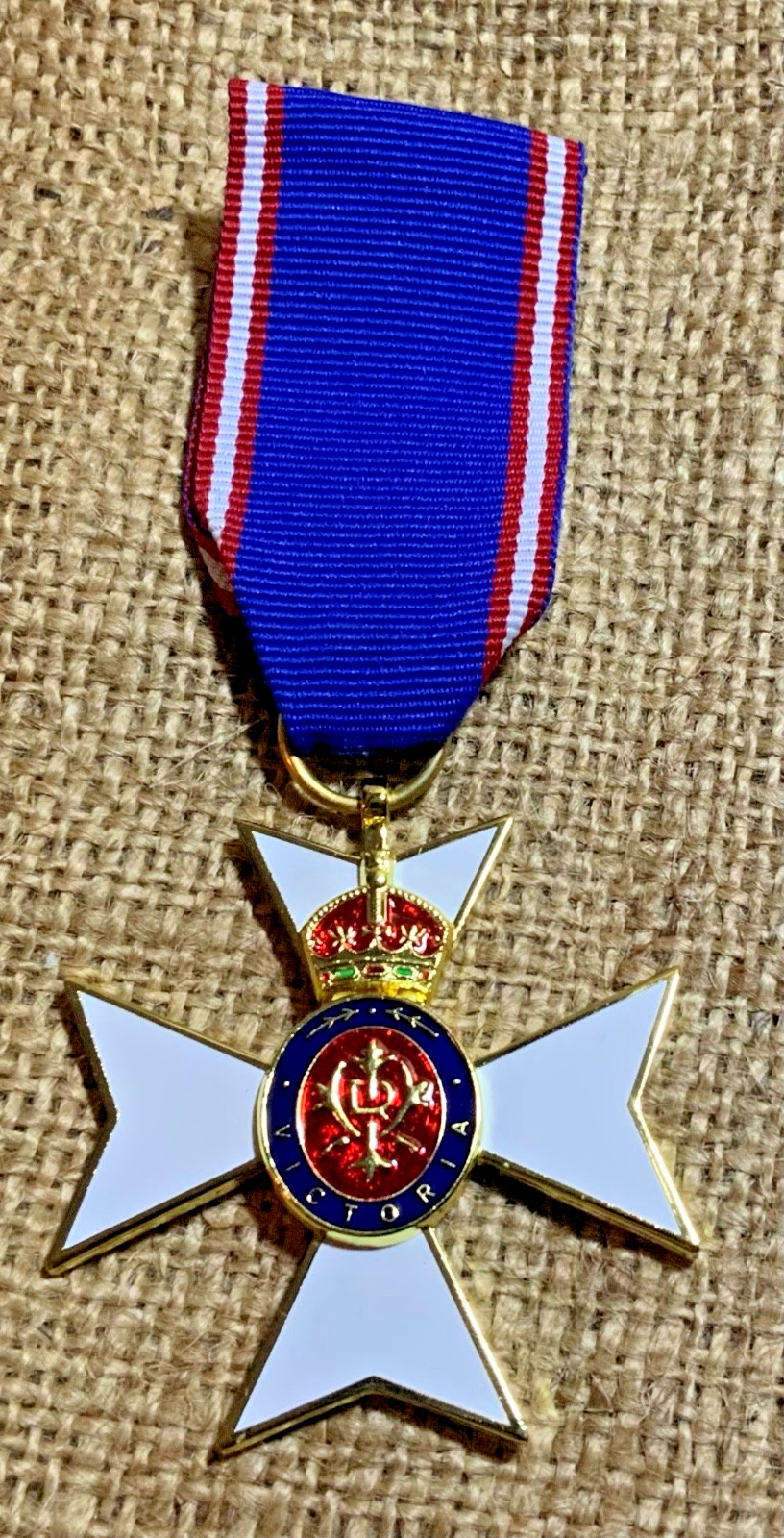 royal victorian order members badge  quality replica