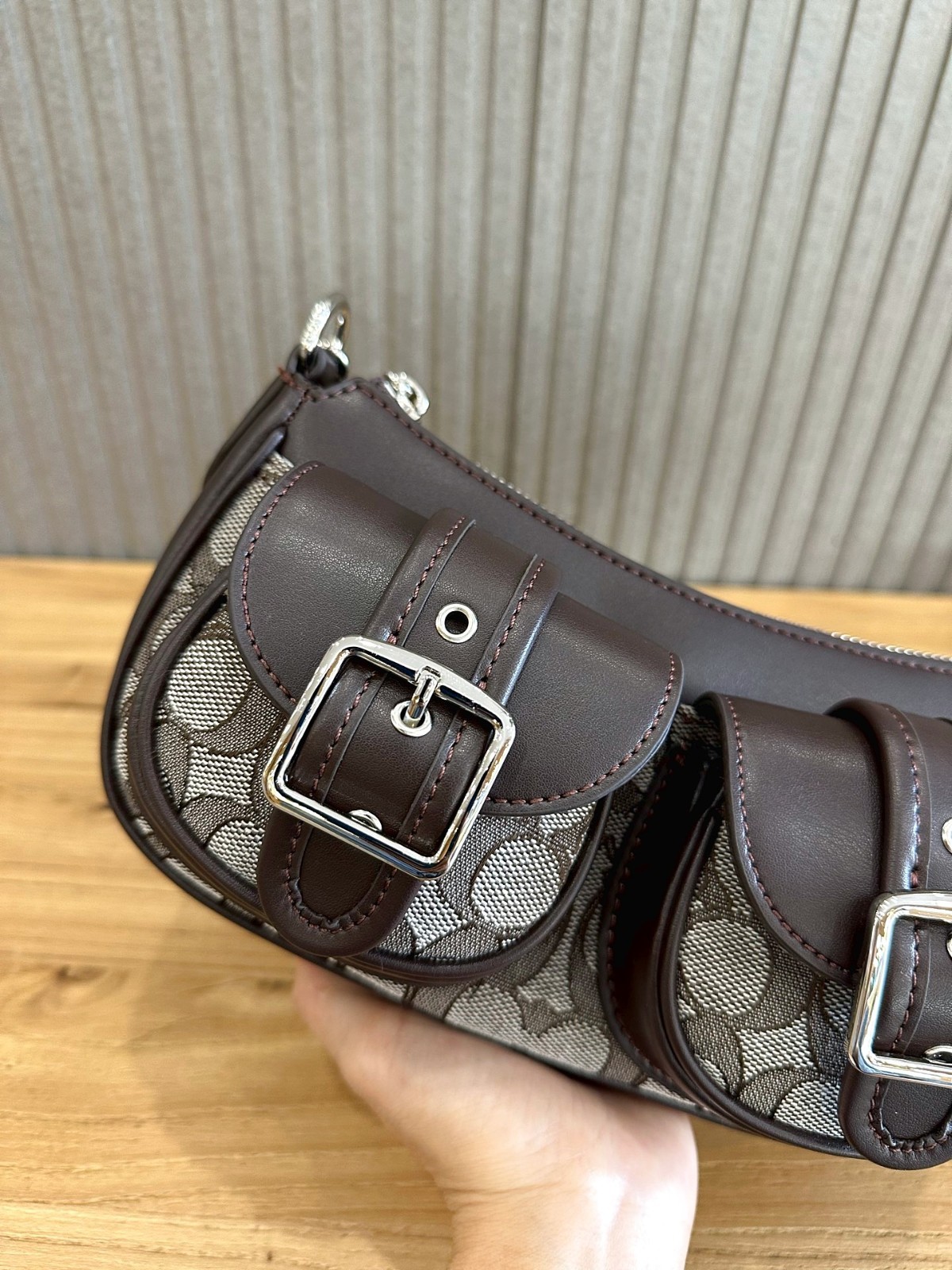 COACH CBJ00 Ashton Bag In Signature Jacquard Oak/Maple Outlet NEW Free shipping