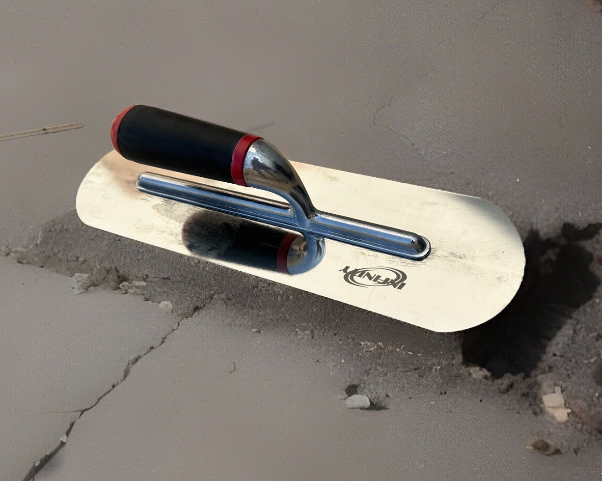 4" x 14" Swimming Pool Trowel - Smooth Concrete Finishing Trowel - Rounded