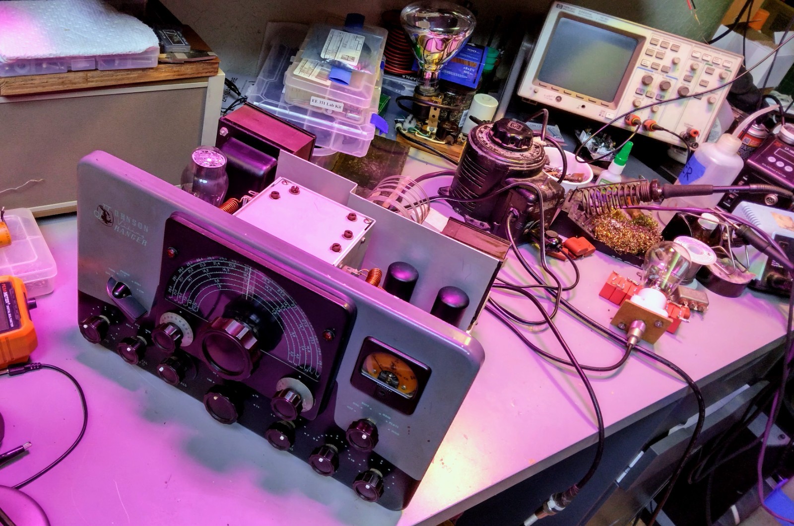 JOHNSON VIKING RANGER TRANSMITTER - FULLY FUNCTIONAL - SN:60853