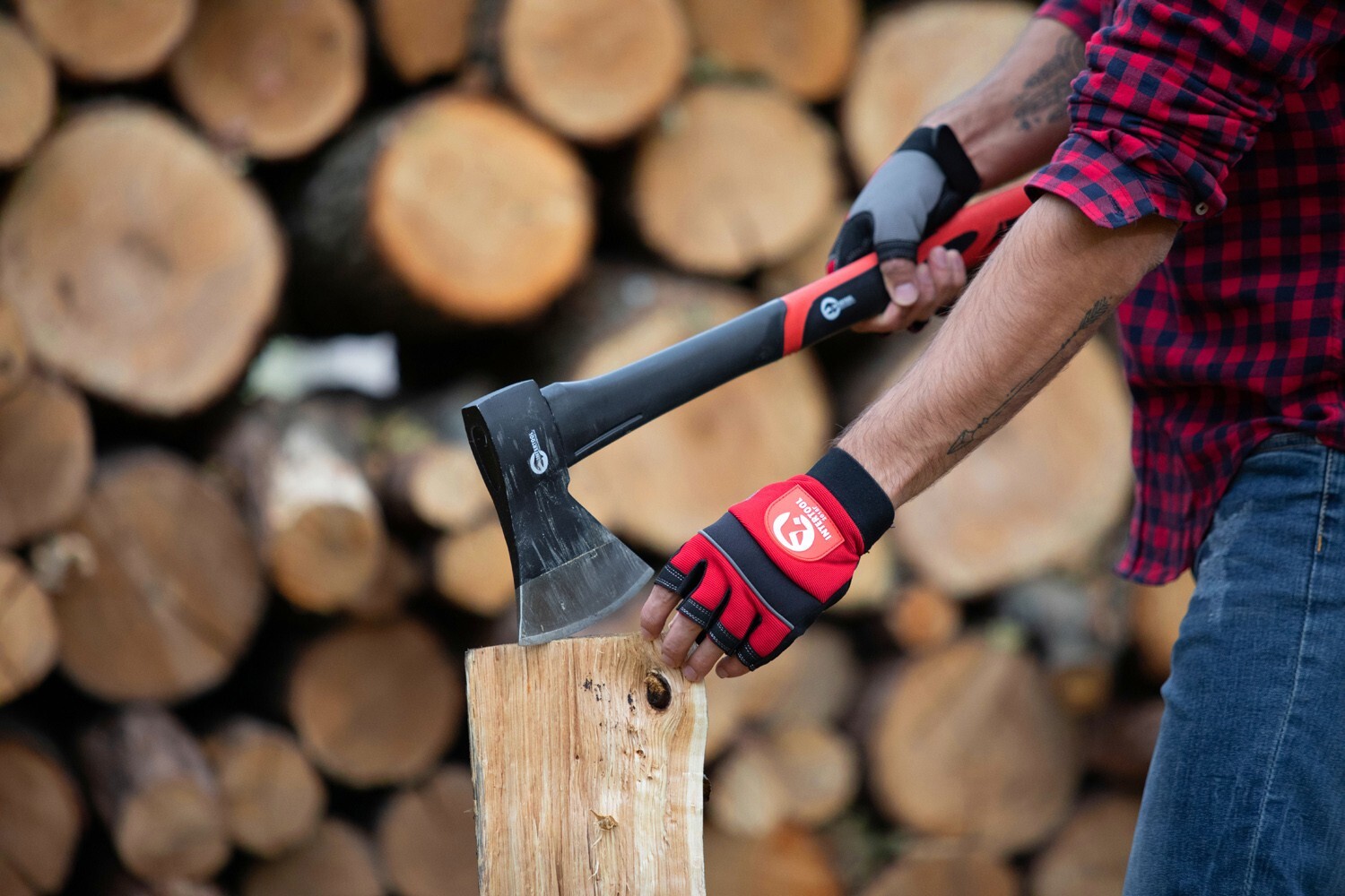 INTERTOOL 24-inch Mid-Size Felling Axe, 2.2 lbs Wood Chopping Ax HT08-0263