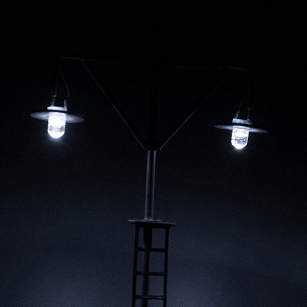 4 PCS HO-Scale LED Yard Light Model Train Railroad-Street Station Lamp Post US