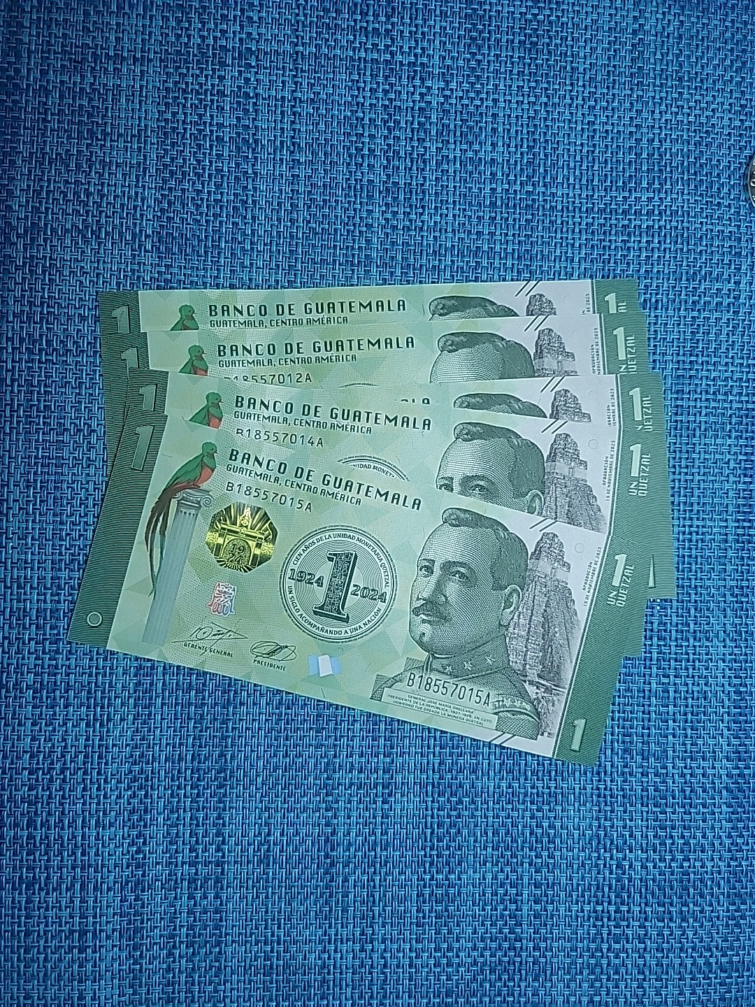 🇬🇹 Guatemala 1 Quetzal  P-129  2024  unc Banknotes (each) 022525-3