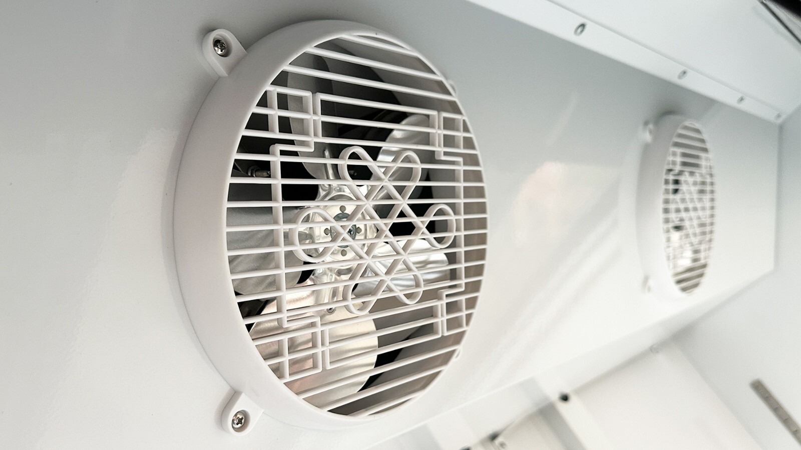 NEW 72" Commercial 3 Glass Door Merchandiser Refrigerator Display Cooler NSF ETL