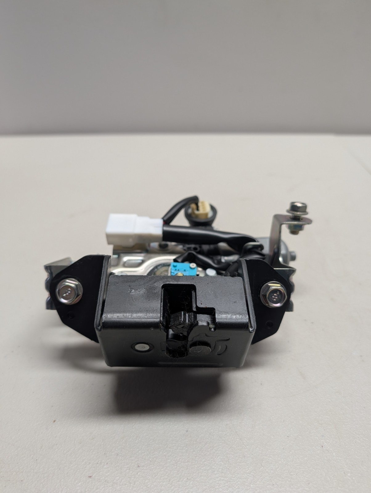SUBARU FORESTER Liftgate Tailgate Trunk Lock Latch Motor OEM 2014 - 2018 *
