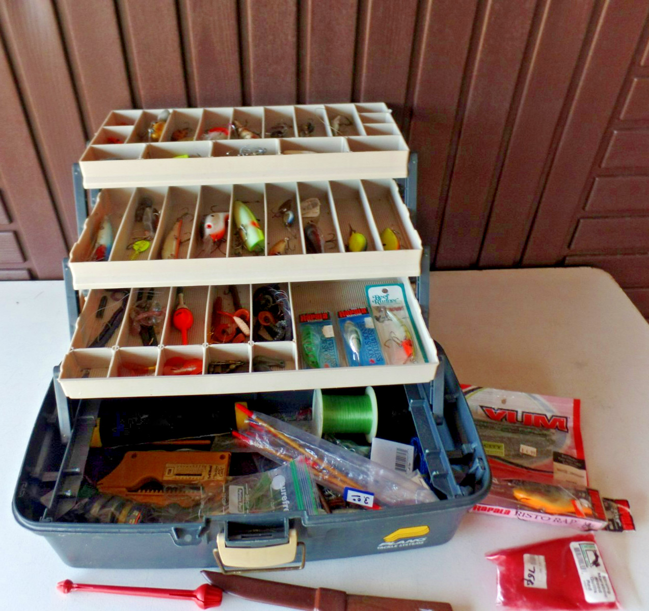 Vnt. Plano 3 tier TACKLE BOX FULL vintage Lures fishing supplies fillet knife