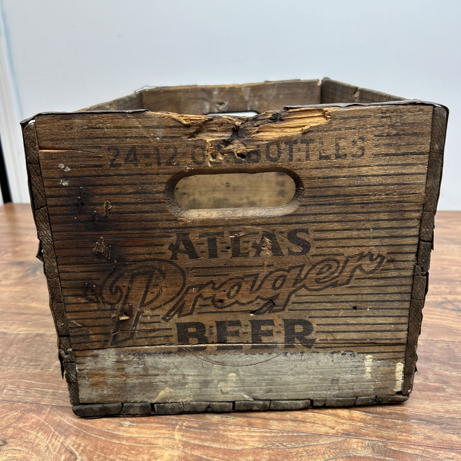 Atlas Prager Beer Crate Case Wood Chicago BW96 Wooden Advertising No Lid